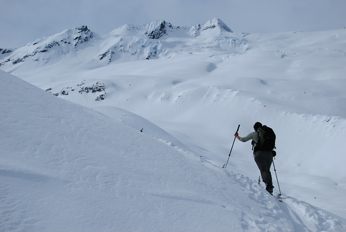 Climbing to the Asulkan Hut